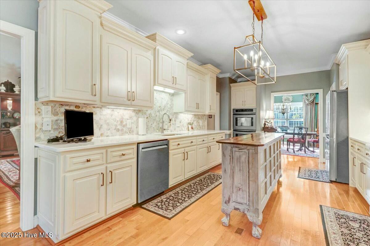 105 Dobbs Place Goldsboro, NC 27534 - Photo 9 of 39 Kitchen 2