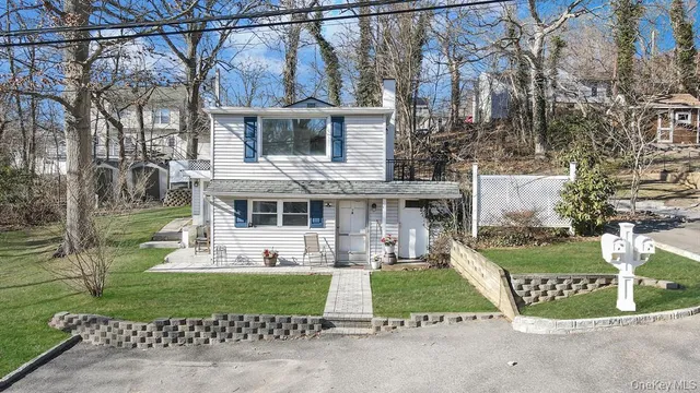 $2,700 | 7 Yucca Road, Unit UPPR, Rocky Point, NY 11778