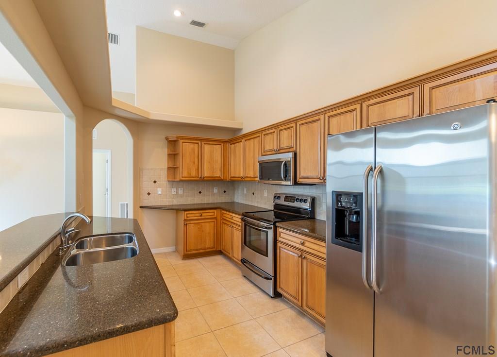 157 Raintree Circle Palm Coast, FL 32164 - Photo 9 of 27 Gallery Image 9