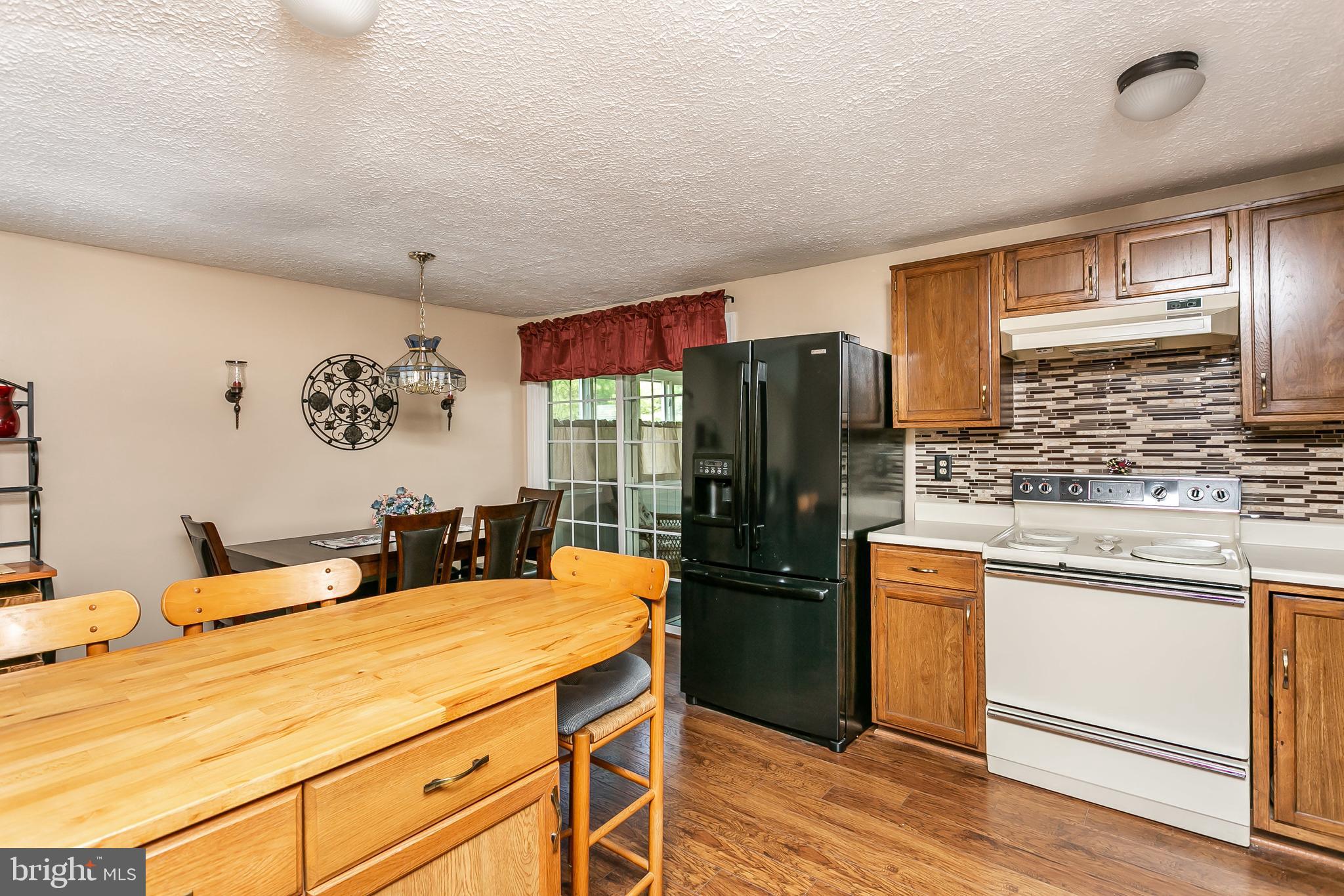 5124 Clifford Road Perry Hall, MD 21128 - Photo 14 of 45 Kitchen Island w/3 chairs included