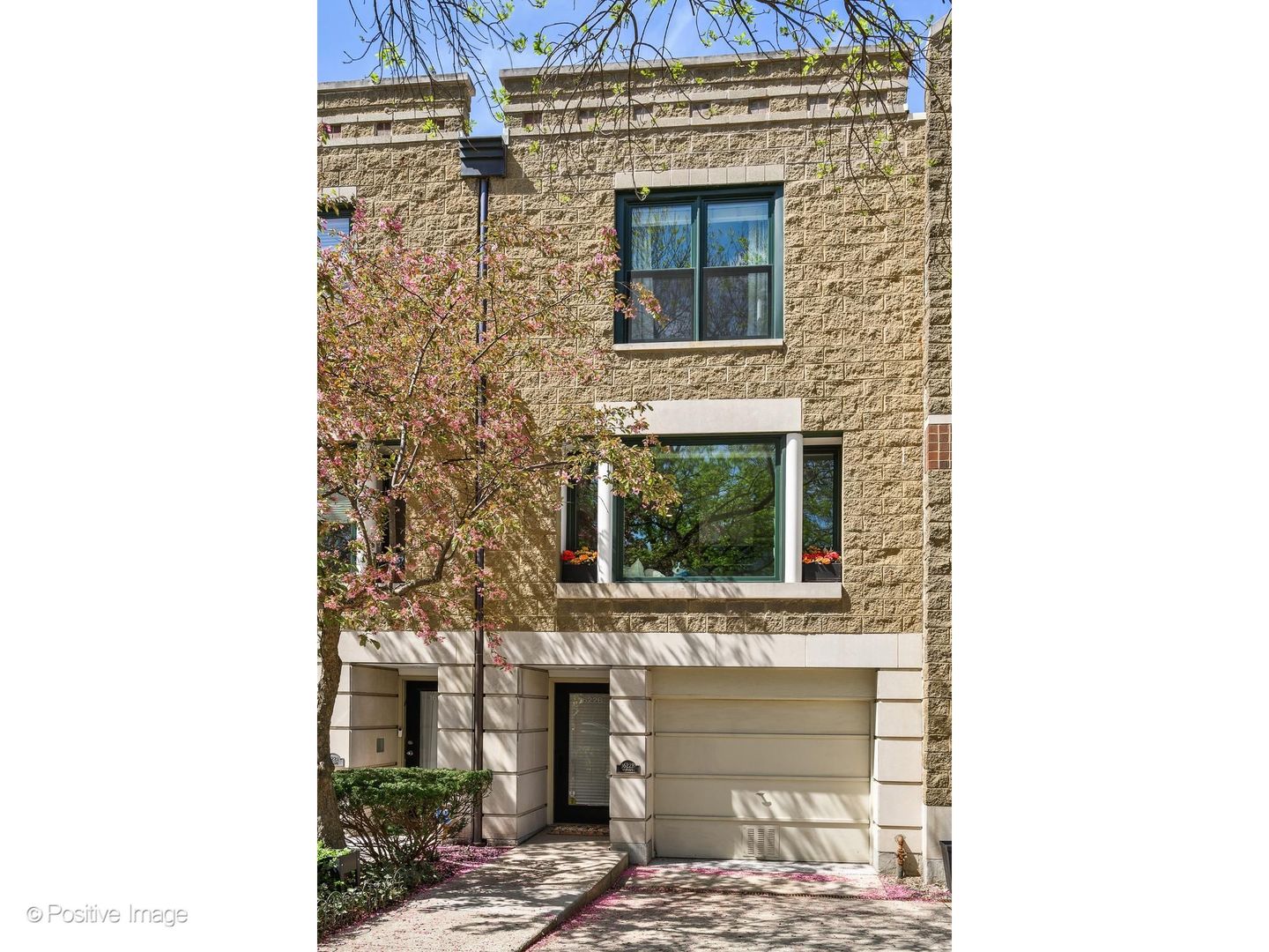 1622 North Mohawk Street, Unit B Chicago, IL 60614 - Photo 1 of 29