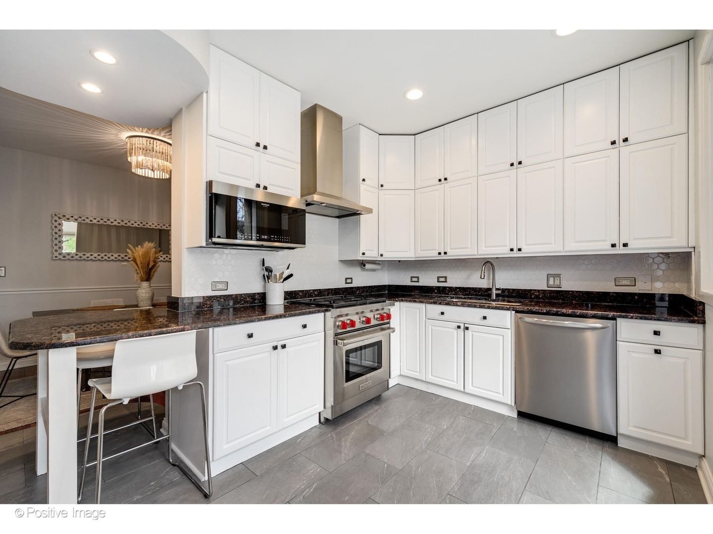 1622 North Mohawk Street, Unit B Chicago, IL 60614 - Photo 8 of 29