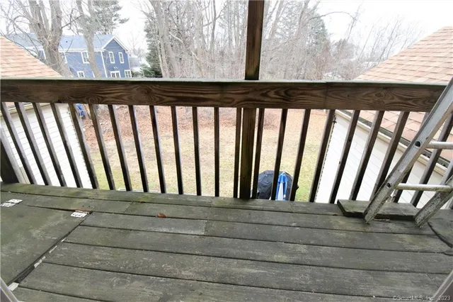 $1,750 | 28 Drive Way, Unit 2L, Guilford, CT 06437