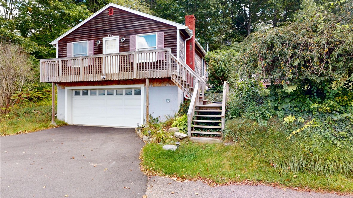 564 South County Trail Exeter, RI 02822 - Photo 2 of 21