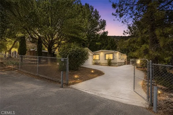 $225,000 | 909 Louise Way, Lebec, CA 93243