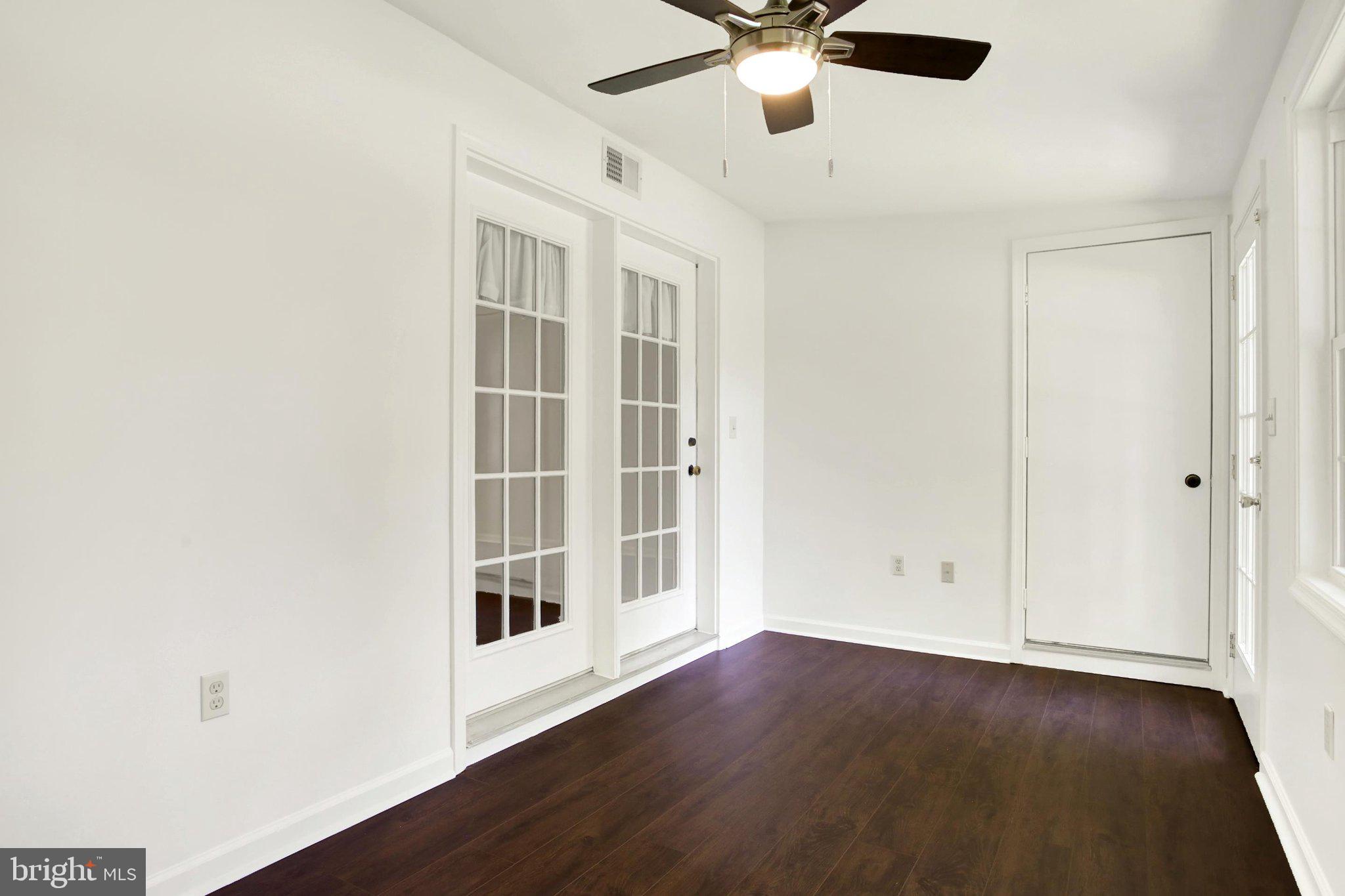 1807 Wexford Road Palmyra, PA 17078 - Photo 17 of 38 4 season room/den