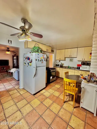 $379,999 | 1812 North 32nd Place, Phoenix, AZ 85008