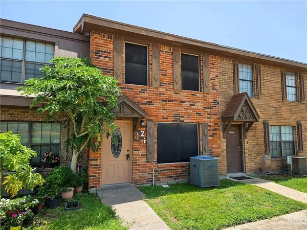 $1,200 | 2201 South Jackson Road, Unit 2I, Pharr, TX 78577