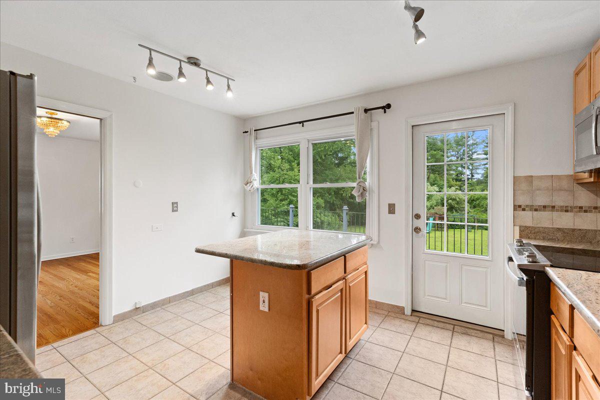 178 Herrontown Road Princeton, NJ 08540 - Photo 8 of 26