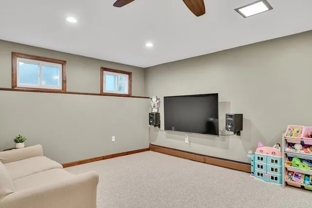 $695,000 | 16 Glen Road, Reading, MA 01867