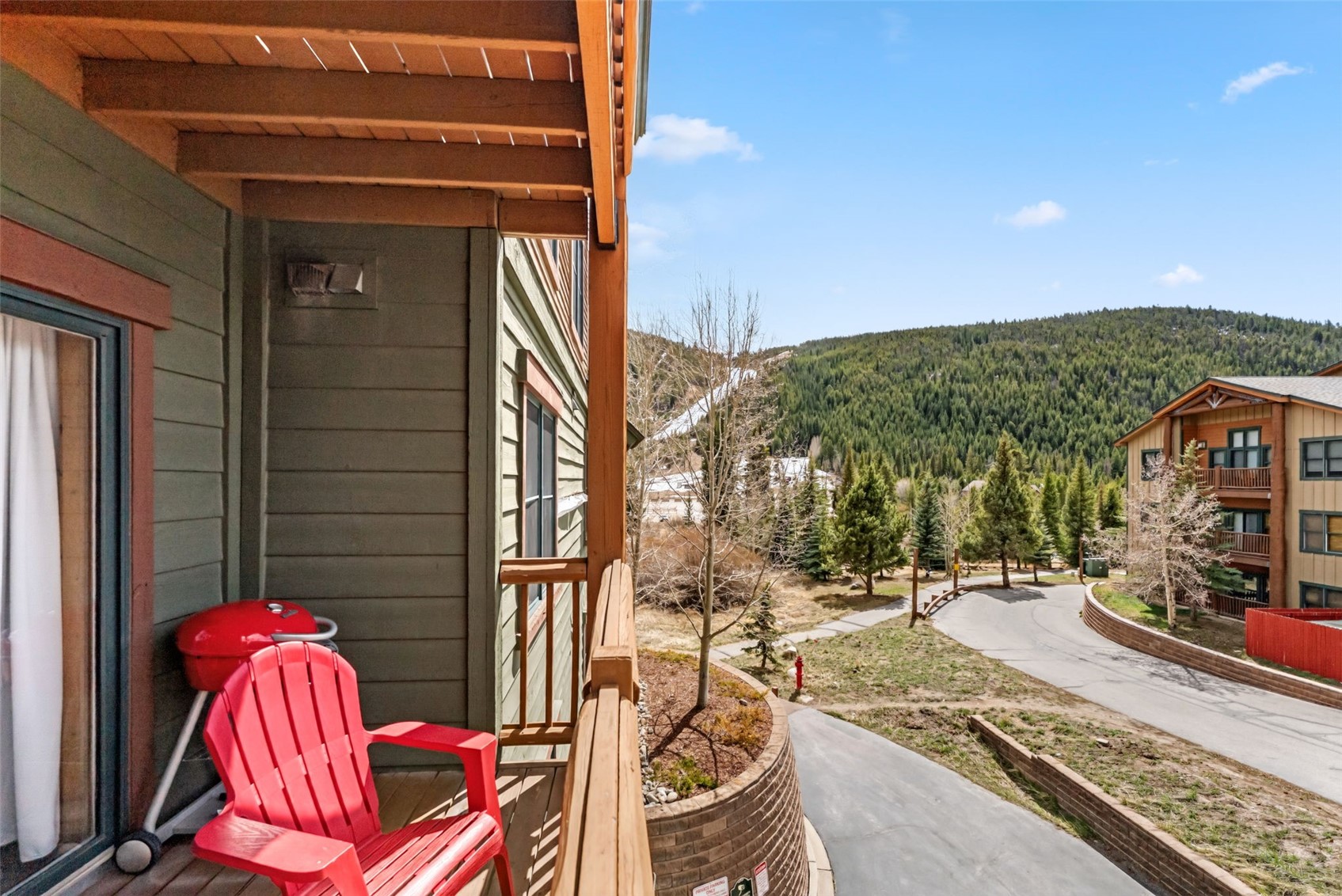 22784 Highway 6, Unit 2620 Keystone, CO 80435 - Photo 26 of 41 A sunny spot for coffee or apres-ski!