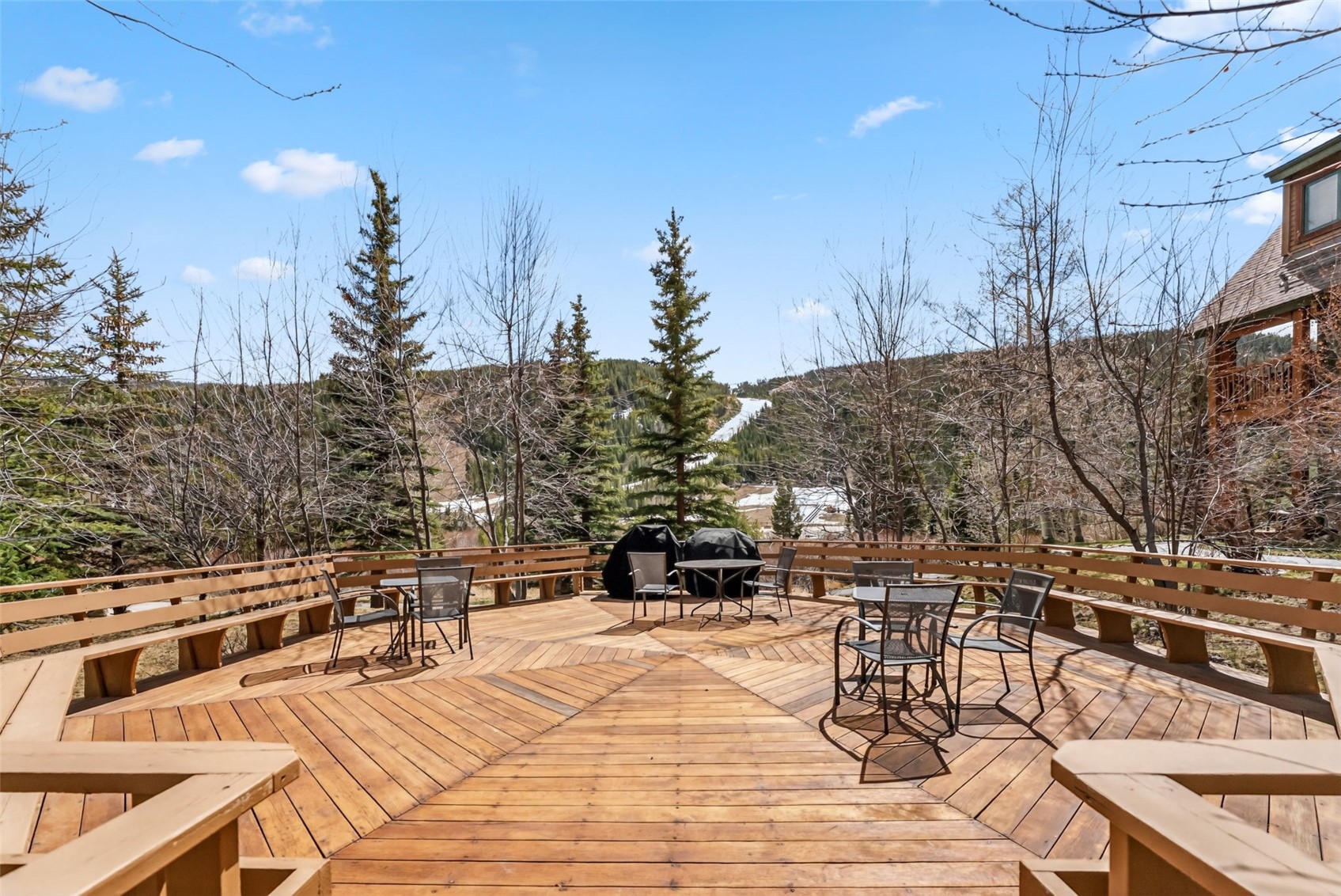 22784 Highway 6, Unit 2620 Keystone, CO 80435 - Photo 32 of 41 Giant deck to enjoy family and friends while you barbeque or picnic!