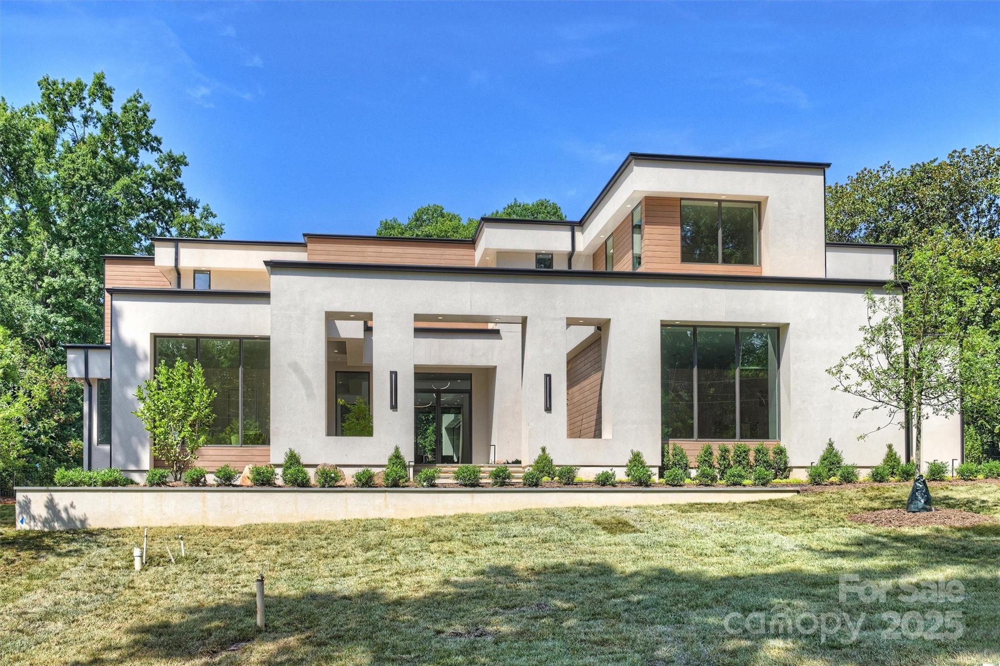 3630 Foxcroft Road Charlotte, NC 28211 - Photo 3 of 48 Gallery Image 3