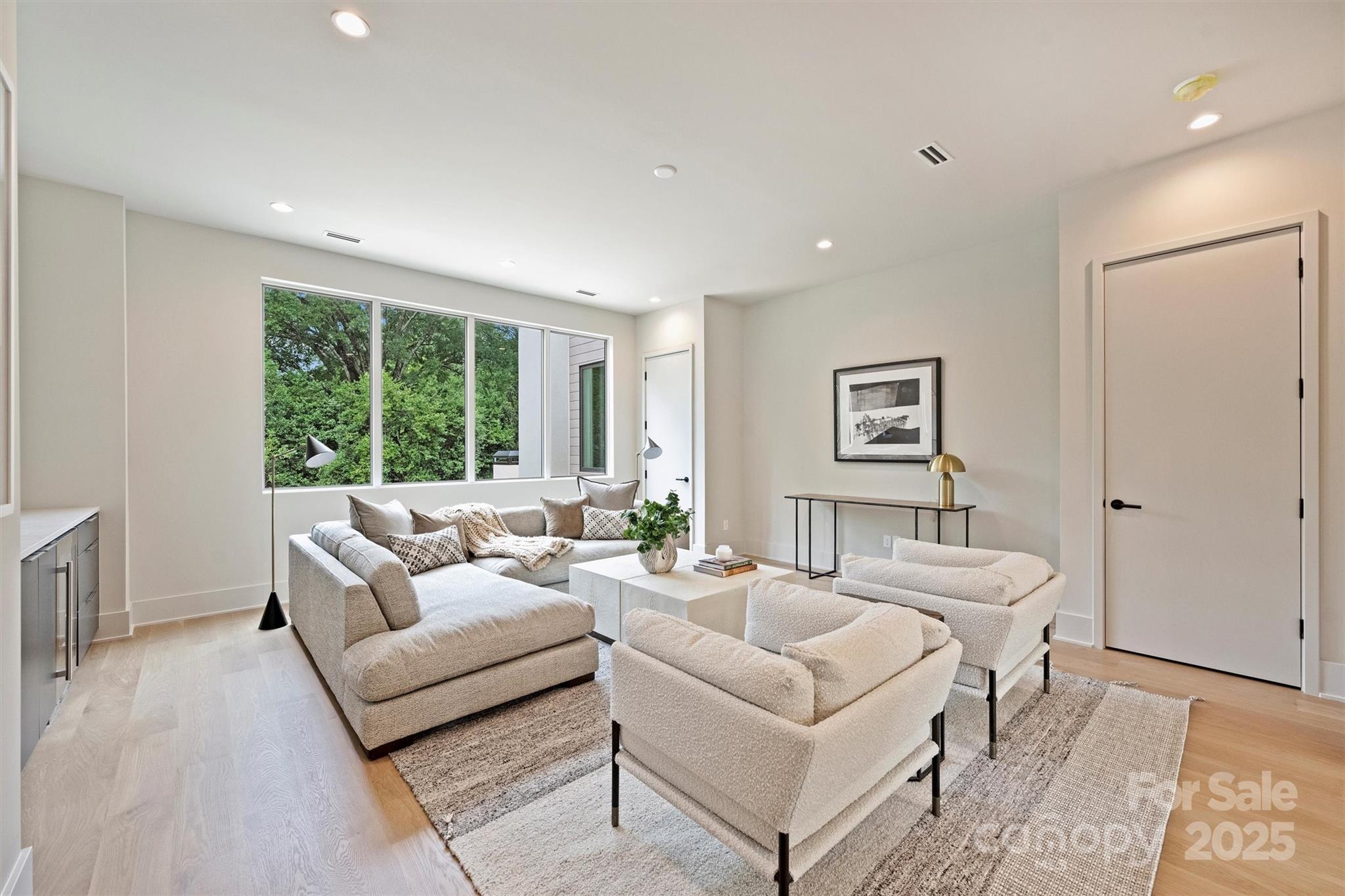 3630 Foxcroft Road Charlotte, NC 28211 - Photo 38 of 48 Gallery Image 38
