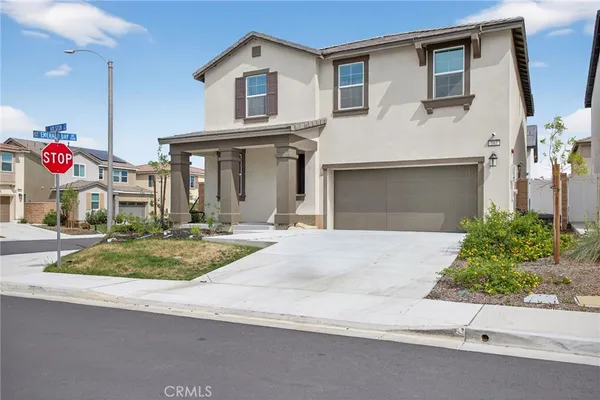 $690,000 | 587 Holston Street, Rialto, CA 92377