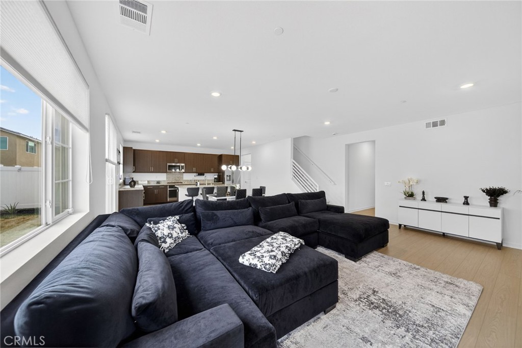 587 Holston Street Rialto, CA 92377 - Photo 12 of 44 Living Room - Virtually Enhanced