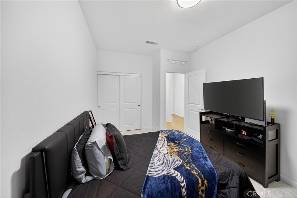 587 Holston Street Rialto, CA 92377 - Photo 15 of 44 First Floor Bedroom