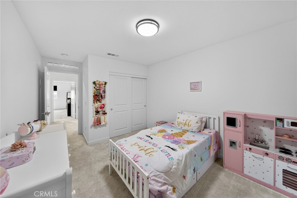 587 Holston Street Rialto, CA 92377 - Photo 21 of 44 Second Floor Bedroom