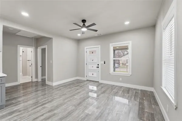 $2,000 | 1914 Leath Street, Dallas, TX 75212