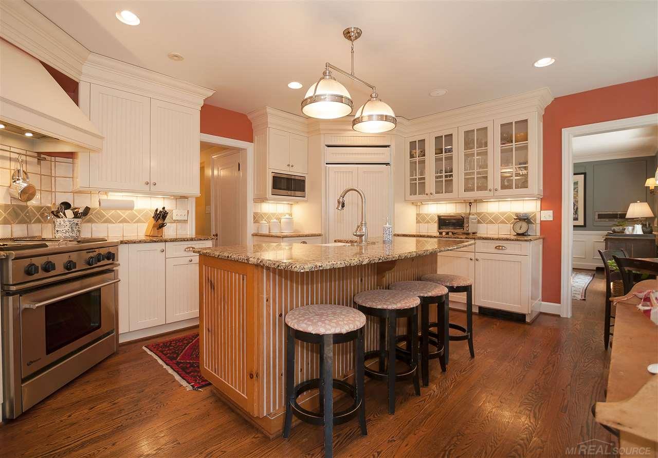 109 Merriweather Road Grosse Pointe, MI 48236 - Photo 22 of 54 31355491-21.JPG