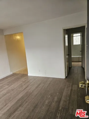 $1,950 | 7906 San Pedro Street, Unit 2, Los Angeles, CA 90003