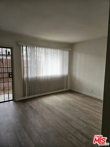 $1,950 | 7906 San Pedro Street, Unit 2, Los Angeles, CA 90003