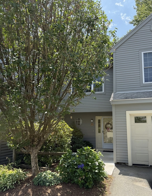 401 Ridgefield Circle, Unit 401D Clinton, MA 01510 - Photo 2 of 22
