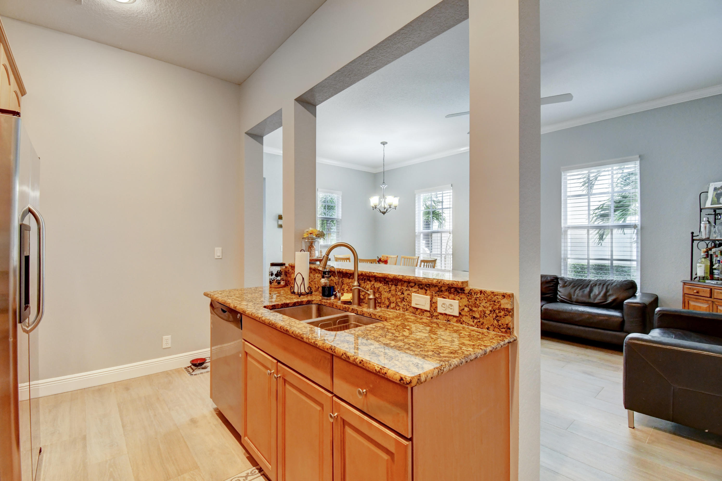 8229 Northwest 8th Way Boca Raton, FL 33487 - Photo 13 of 34 42_dsc_8621_2_3_4_5