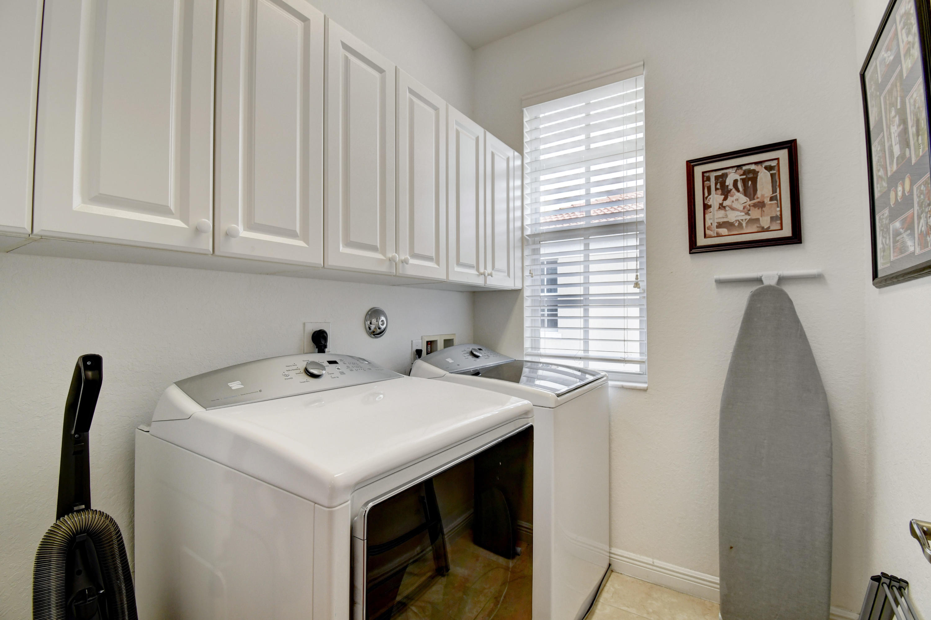 8229 Northwest 8th Way Boca Raton, FL 33487 - Photo 25 of 34 64_dsc_8801_2_3_4_5