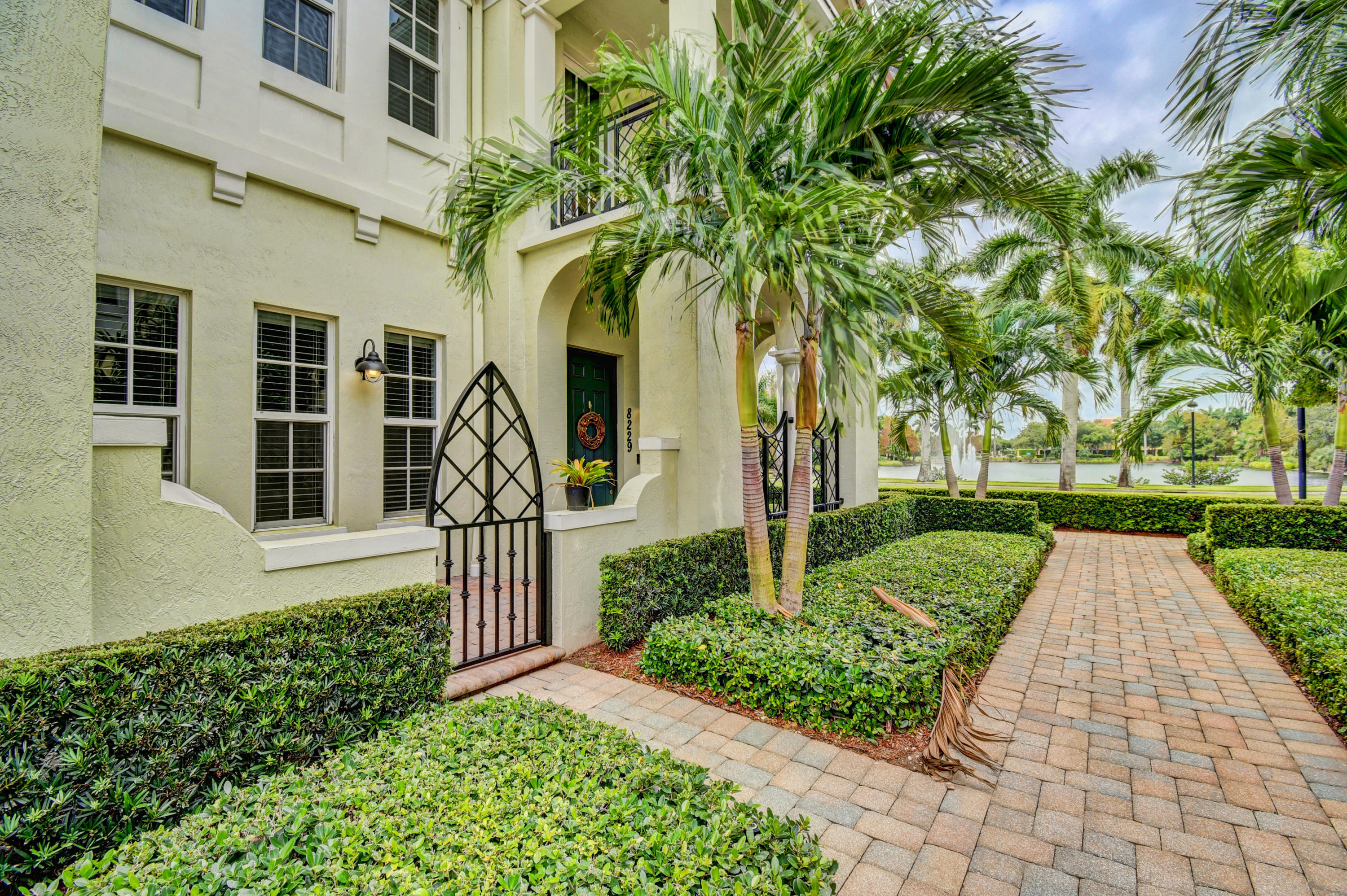 8229 Northwest 8th Way Boca Raton, FL 33487 - Photo 3 of 34 22_dsc_8941_2_3_4_5