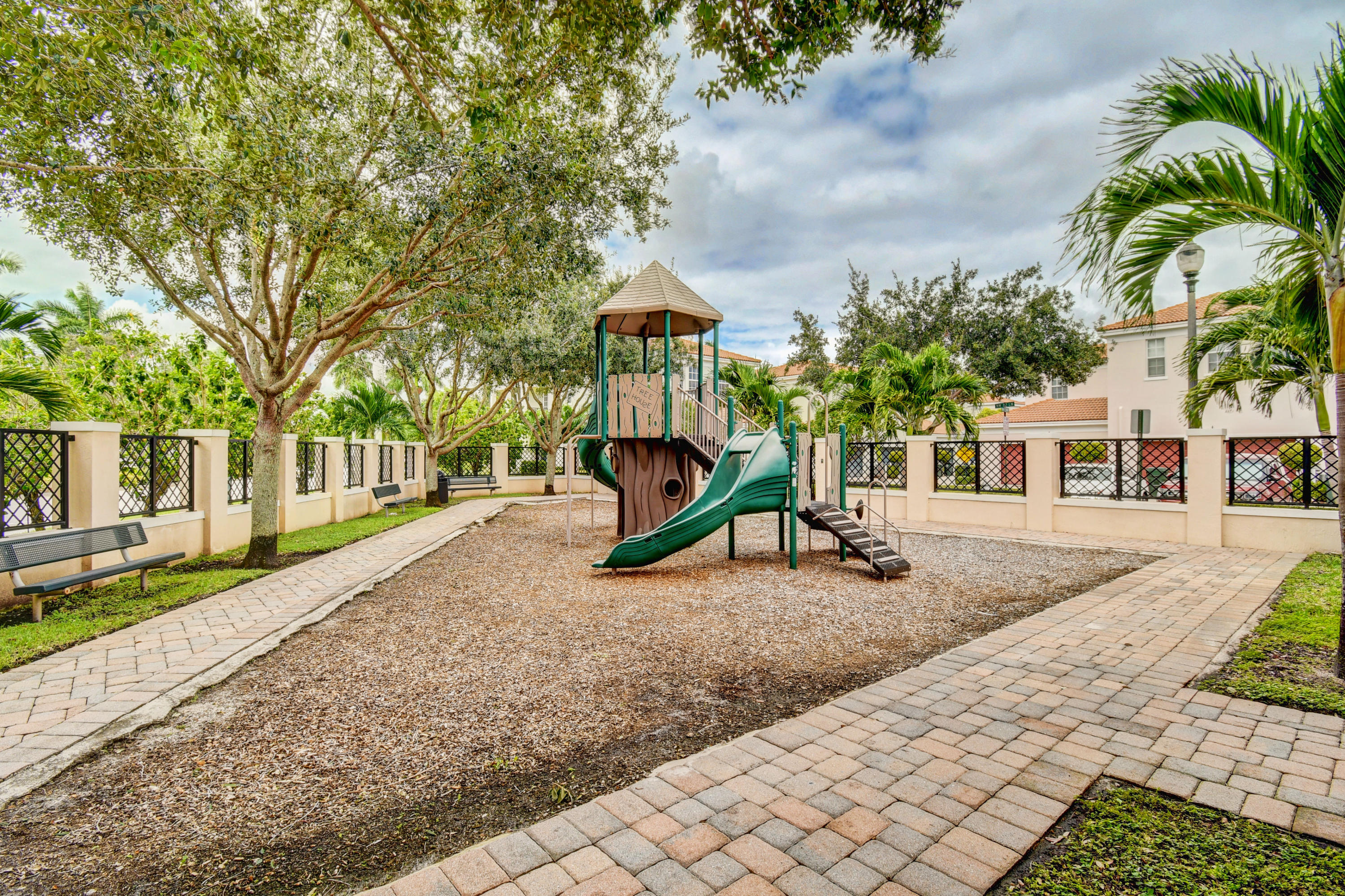 8229 Northwest 8th Way Boca Raton, FL 33487 - Photo 33 of 34 73_dsc_8991_2_3_4_5