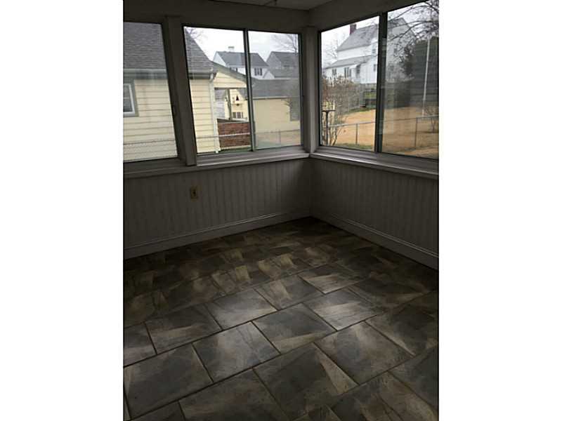 39 College Road Providence, RI 02908 - Photo 23 of 25 Porch.