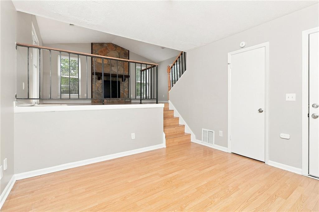 917 Shiloh Ridge Run Northwest Kennesaw, GA 30144 - Photo 5 of 18 Gallery Image 5