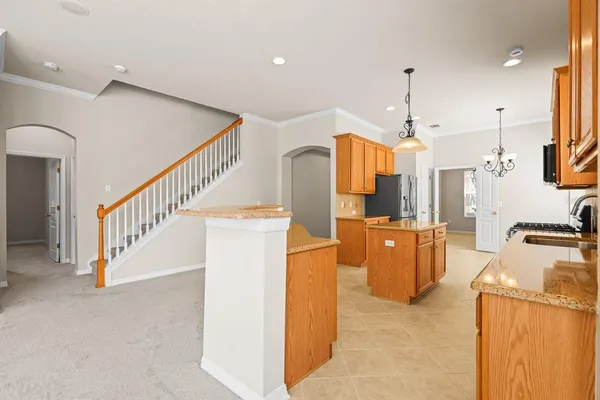 $3,050 | 6025 Churchside Drive, Lithia, FL 33547