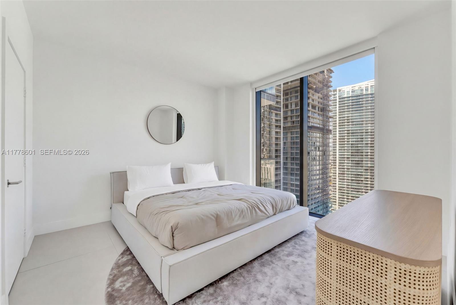 88 Southwest 7th Street, Unit 2411 Miami, FL 33130 - Photo 14 of 31 Photo 14