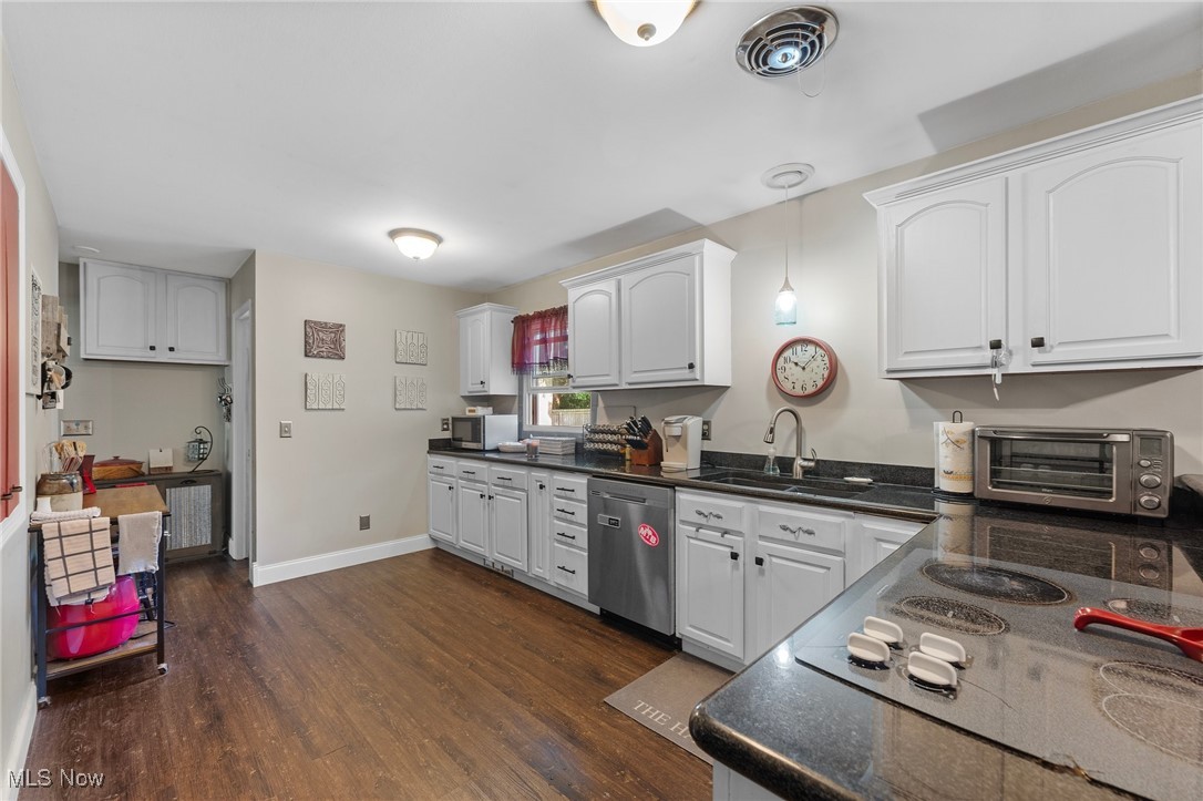 4359 Middle Ridge Road Perry, OH 44081 - Photo 12 of 49