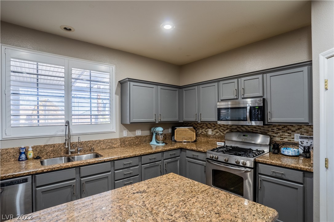 840 Entrada Ridge Avenue Henderson, NV 89012 - Photo 16 of 43