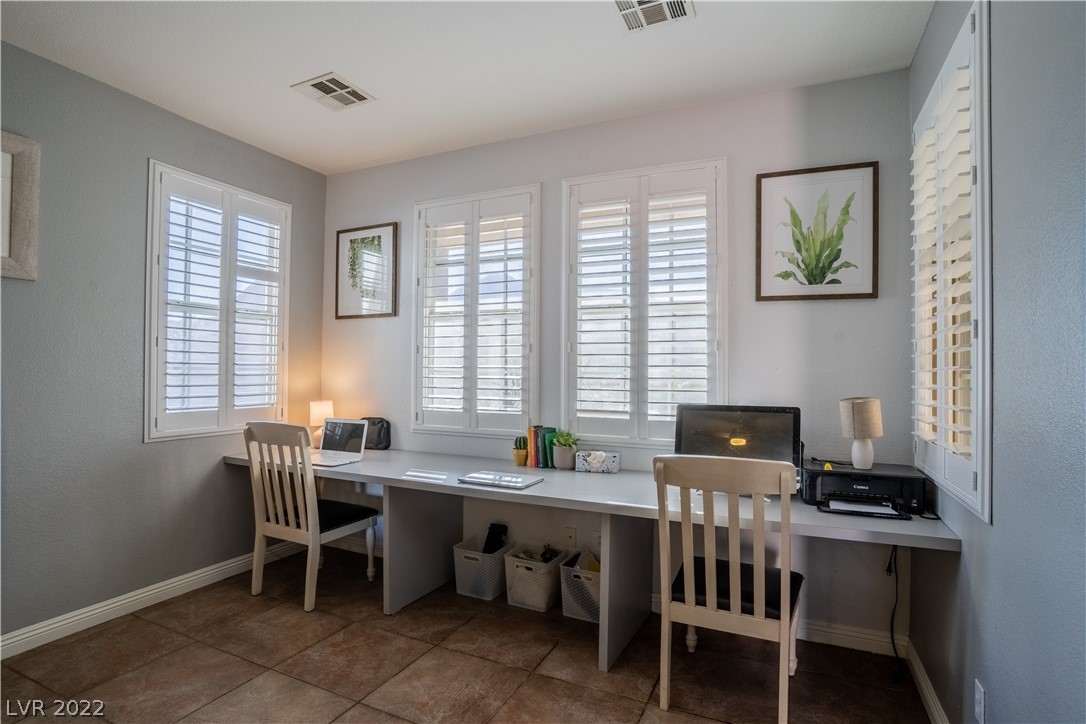 840 Entrada Ridge Avenue Henderson, NV 89012 - Photo 10 of 43