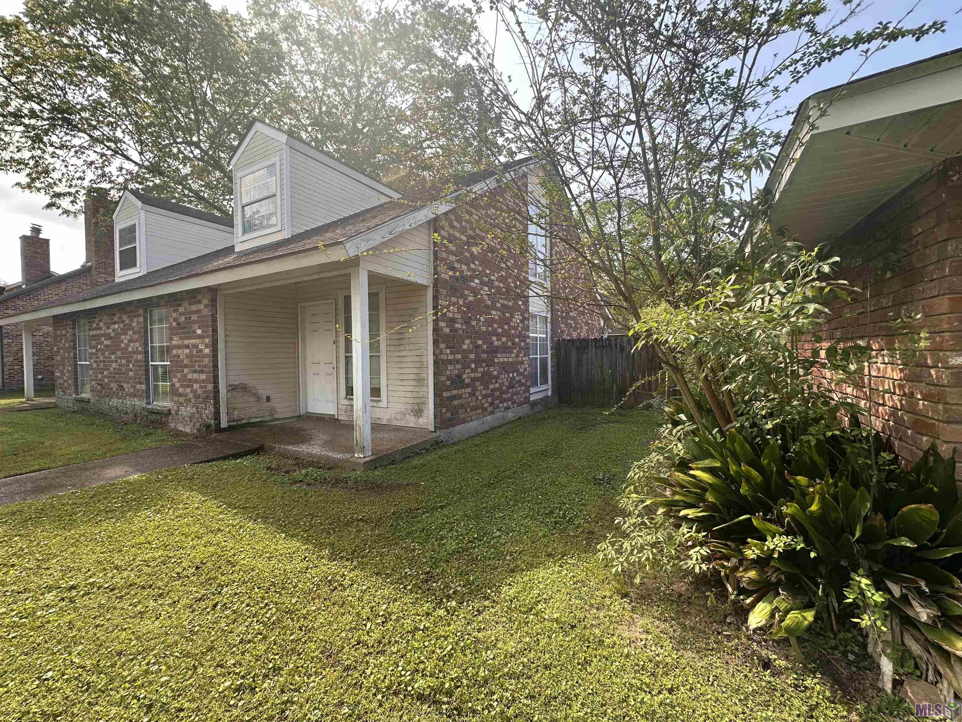 1474 Sharlo Avenue Baton Rouge, LA 70820 - Photo 1 of 18