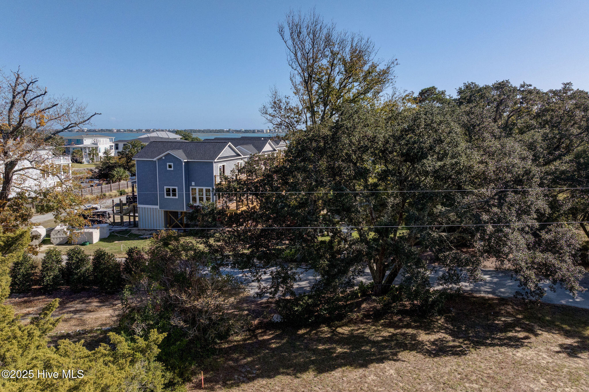 207 Moores Landing Extension Hampstead, NC 28443 - Photo 15 of 26 207MooresLandingExtensionDrone-2