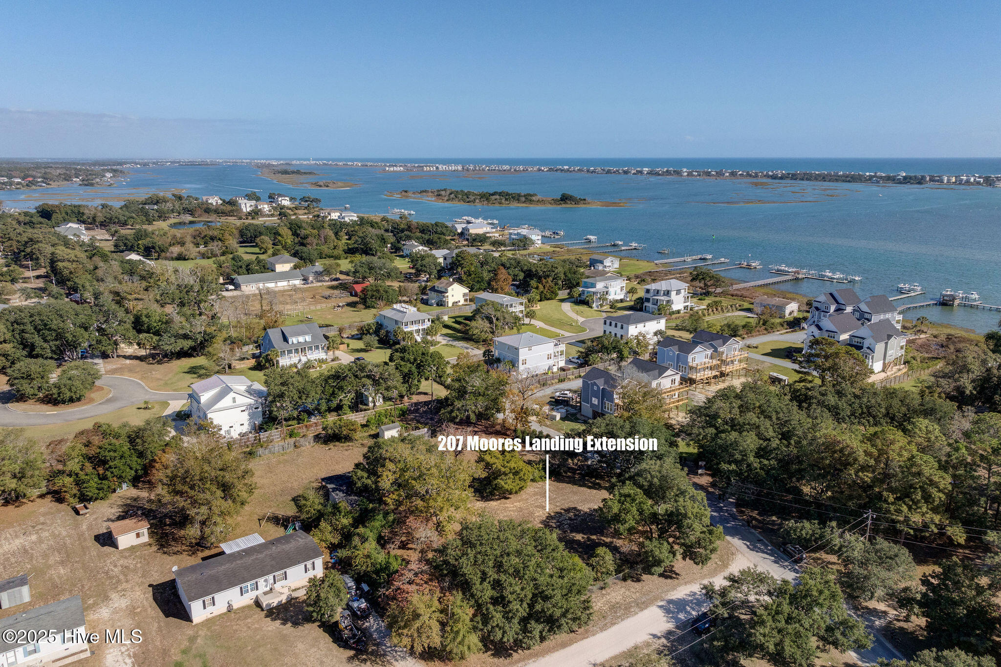 207 Moores Landing Extension Hampstead, NC 28443 - Photo 4 of 26 207 Moores Landing Ext
