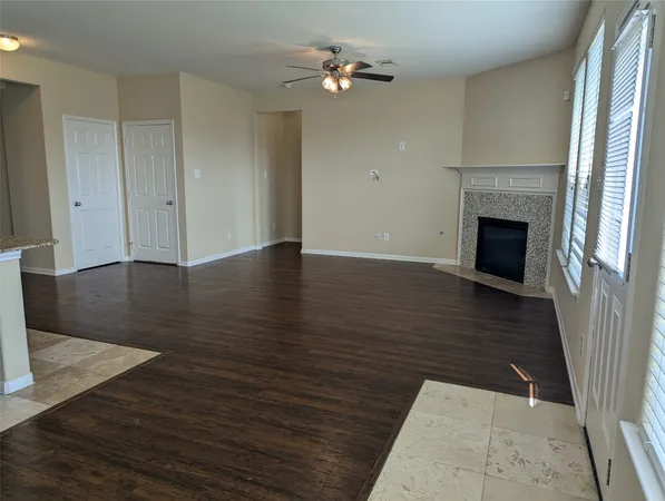 $2,200 | 1127 Honeysuckle Vine Drive, Rosenberg, TX 77469