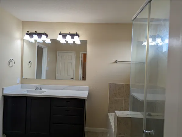 $2,200 | 1127 Honeysuckle Vine Drive, Rosenberg, TX 77469