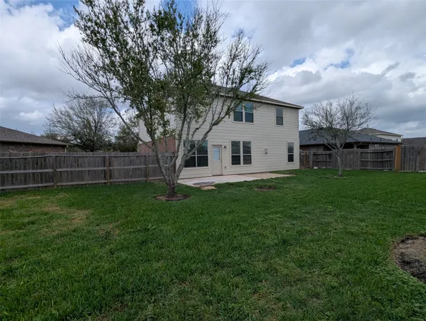 $2,200 | 1127 Honeysuckle Vine Drive, Rosenberg, TX 77469