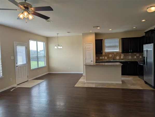 $2,200 | 1127 Honeysuckle Vine Drive, Rosenberg, TX 77469