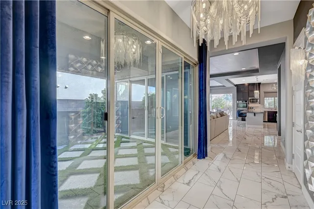 $6,230 | 3943 Reyes Avenue, Las Vegas, NV 89141