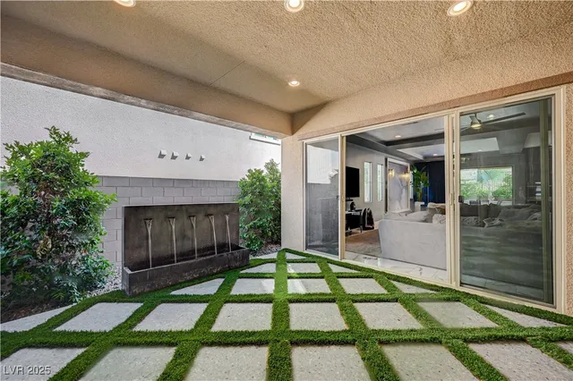 $6,230 | 3943 Reyes Avenue, Las Vegas, NV 89141