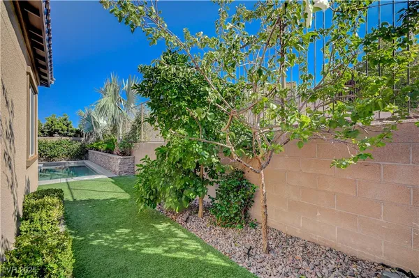 $6,230 | 3943 Reyes Avenue, Las Vegas, NV 89141