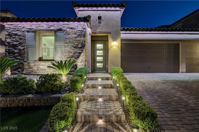 $6,230 | 3943 Reyes Avenue, Las Vegas, NV 89141