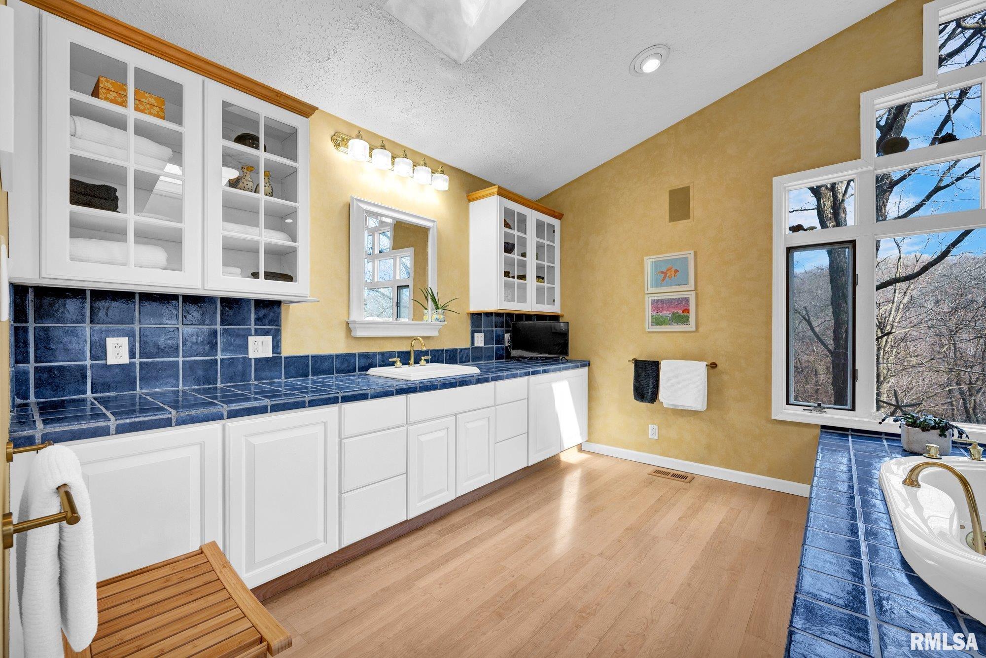 1230 Olde Farm Road East Peoria, IL 61611 - Photo 34 of 73